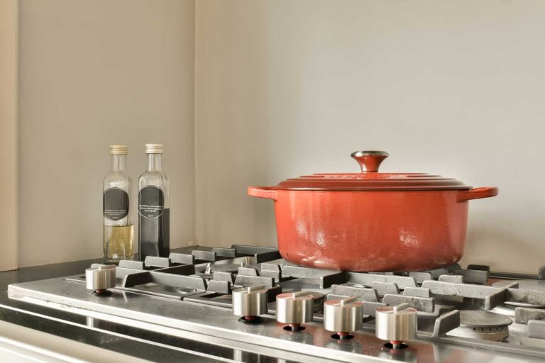 Can You Use Dutch Oven On Stove