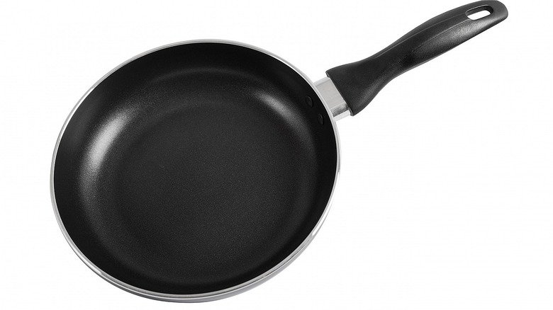 Can You Fry In A Nonstick Pan