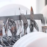 Can Knives Go In The Dishwasher